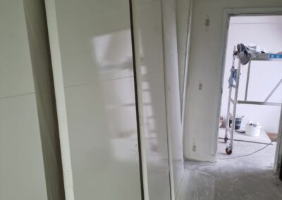 Spuitwerk_binnendeuren_nieuwbouwwoning_Top_Muur_West_Friesland_01